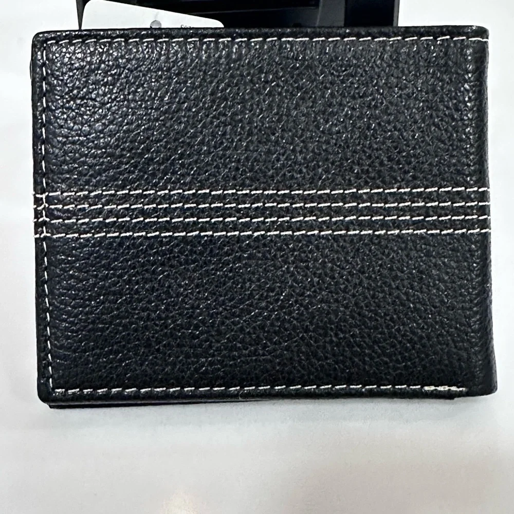 NWT Timberland Black Leather Card Holder